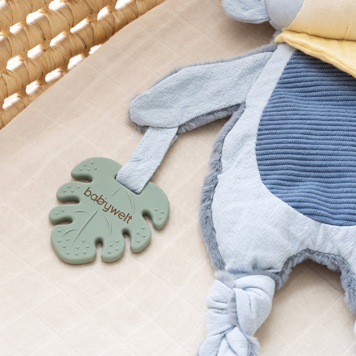 Doudou Dino - Dettaglio del massaggiagengive a foglia