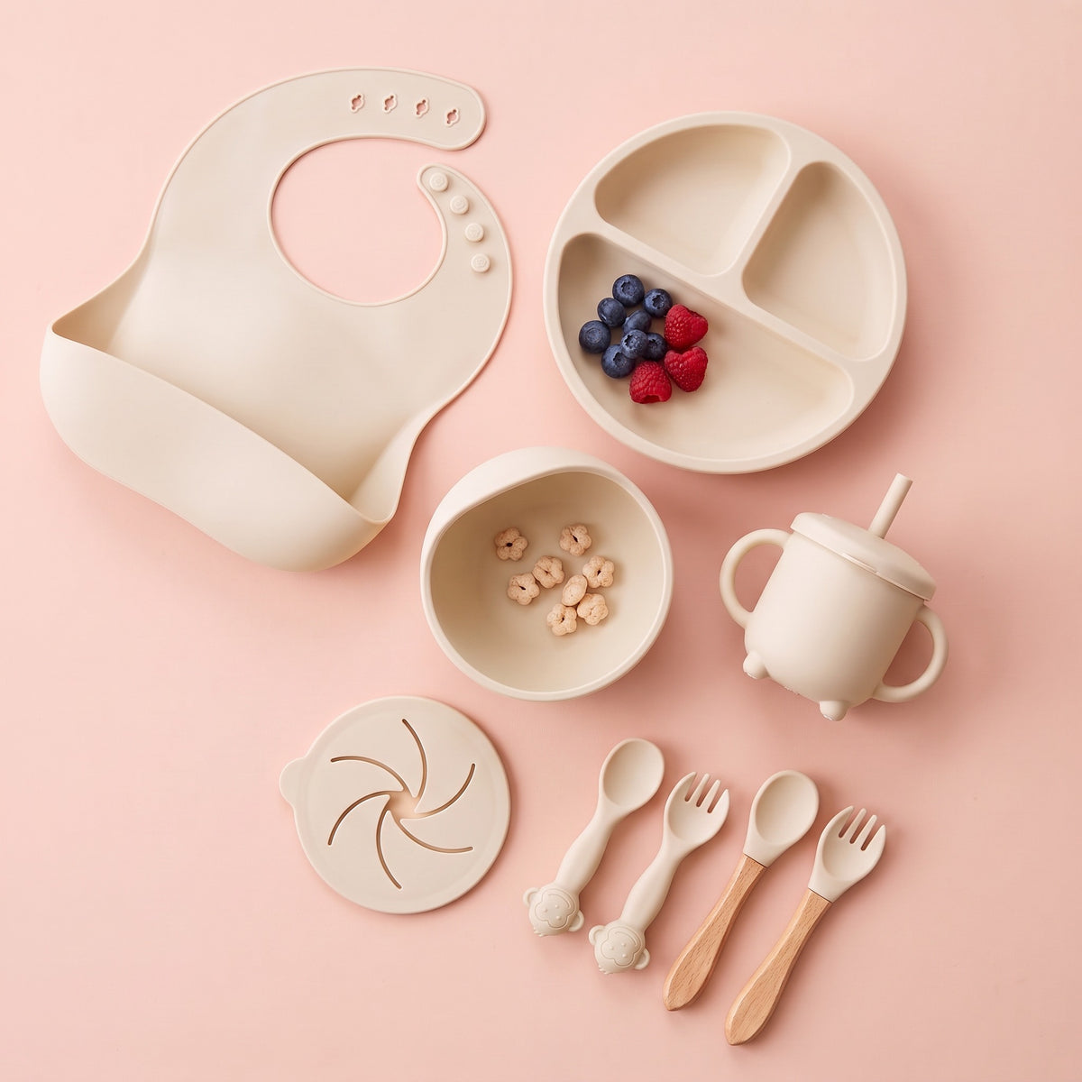 Set pappa per lo svezzamento Croissant/Avorio - Set completo dall'alto coi frutti di bosco